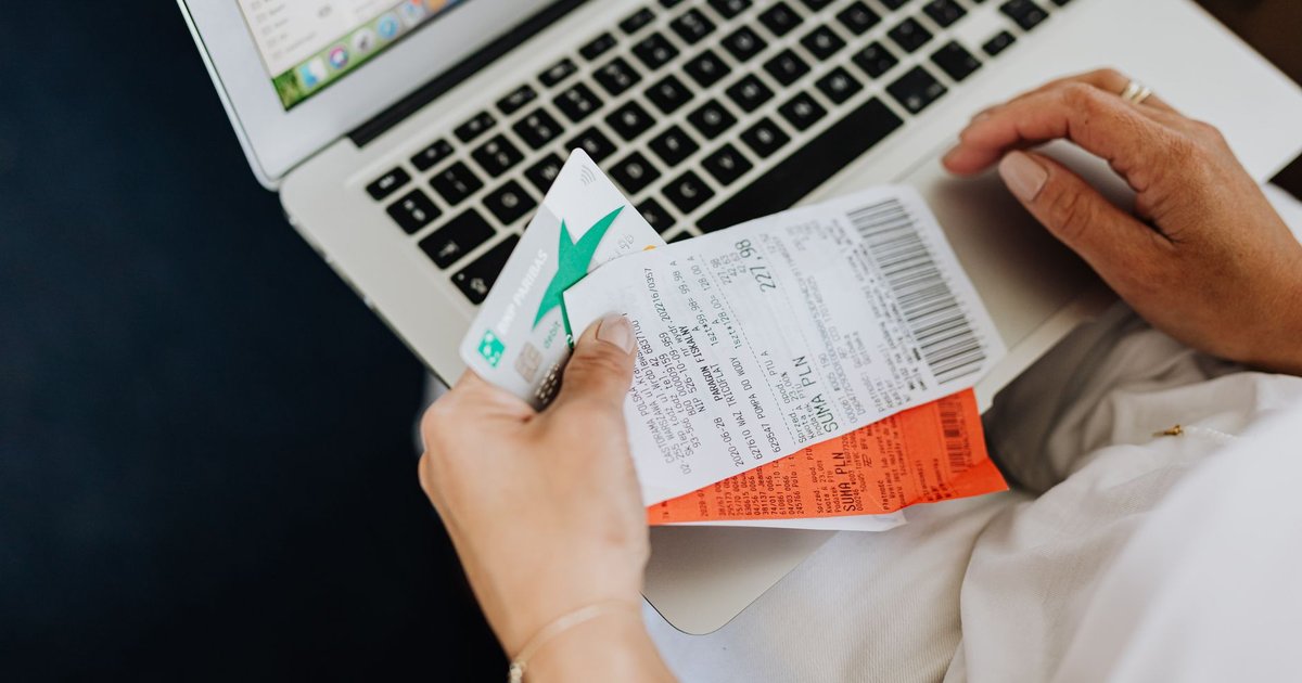 Tres novedades de la semana: botón para cancelar compras online, plazo del cártel de coches y alertas alimentarias